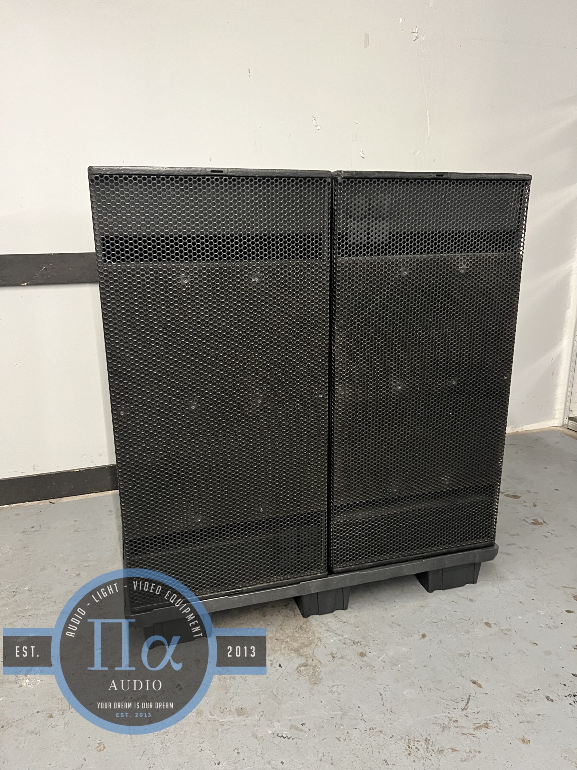 d&b Audiotechnik B22 - Sub - Image 2