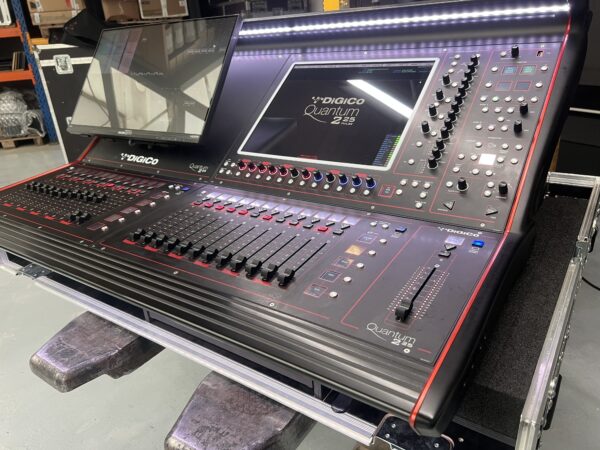 DiGiCo Q225 + MQ Rack Set - Image 5