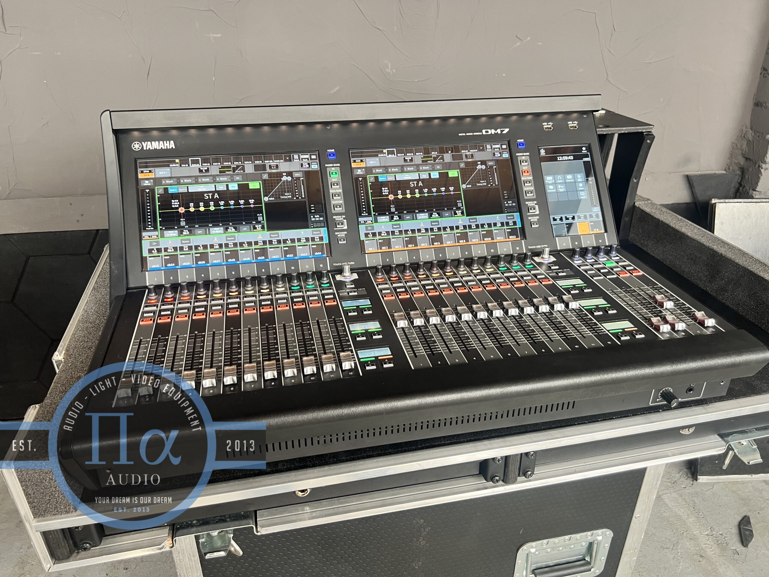 Yamaha DM7
