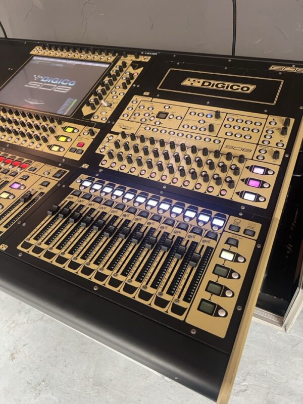 2 DiGiCo SD8-Digirack package - Image 7