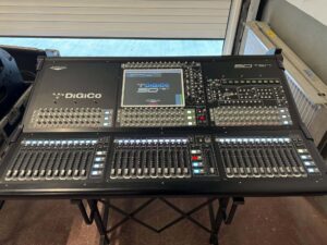 DiGiCo SD10-SD-Rack Bundle - Image 2