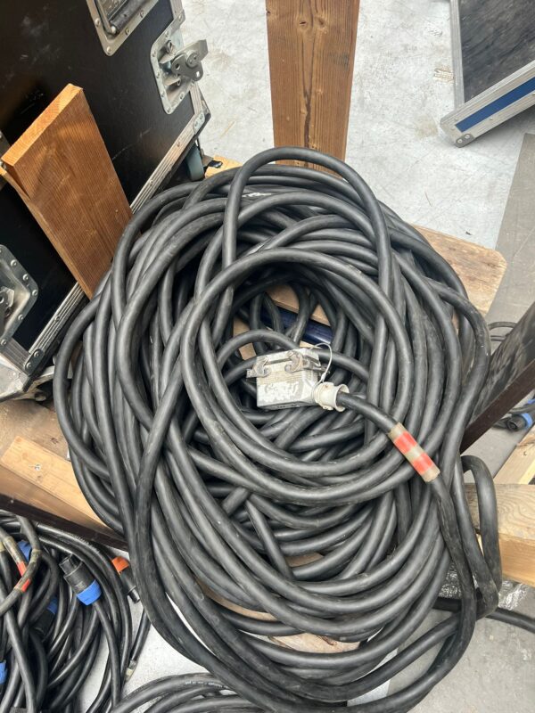 XTA DS800 40ch Active Splitter - Image 7